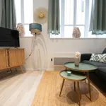 Appartement de 260 m² avec 1 chambre(s) en location à Lyon