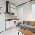 Rent 1 bedroom apartment of 55 m² in Madrid