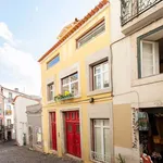 Rent 3 bedroom apartment in Lisboa