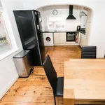 Rent 4 bedroom house in Leeds