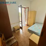 Rent 5 bedroom house of 140 m² in Montepaone