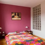 Rent 2 bedroom apartment of 95 m² in brussels