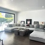 Rent 5 bedroom house of 430 m² in Marbella