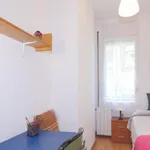 Rent 4 bedroom apartment in Barcelona