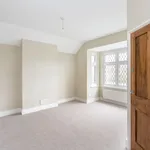 Rent 4 bedroom house in Mole Valley