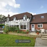 Detached house to rent in Woolton Lodge Gardens, Nr. Newbury RG20