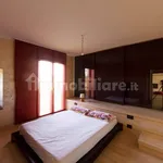 Rent 5 bedroom house of 220 m² in Arezzo