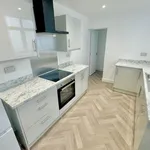 Rent 3 bedroom flat in Wales