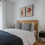 Rent 2 bedroom apartment of 58 m² in lisbon