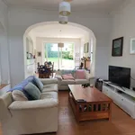 Huur 4 slaapkamer huis van 850 m² in Uccle