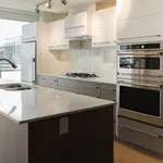 Appartement de 1022 m² avec 2 chambre(s) en location à Vancouver