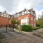 Rent 2 bedroom flat in Reigate