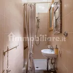 Rent 3 bedroom apartment of 100 m² in Florence