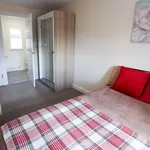 Rent 5 bedroom house in Yorkshire And The Humber