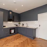 Rent 2 bedroom flat in Brighton