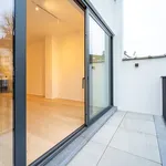 Huur 2 slaapkamer appartement van 100 m² in Brussels