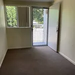 Rent 2 bedroom apartment in East Ipswich