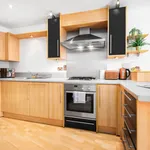 Rent 4 bedroom flat of 92 m² in Birmingham