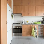 Rent 3 bedroom apartment of 125 m² in Lisbon