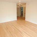 Rent 5 bedroom apartment in Montreal