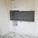 Affitto 3 camera appartamento di 80 m² in Carrara