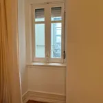 Rent a room in lisbon