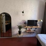 Rent 1 bedroom apartment of 17 m² in Le Castellet