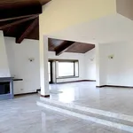 Rent 5 bedroom house of 850 m² in Roma