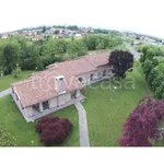 Rent 7 bedroom house of 700 m² in Bernareggio