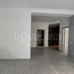 Rent 2 bedroom apartment of 52 m² in Napoli