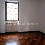 Affitto 3 camera appartamento di 105 m² in Brescia