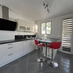 Maison de 47 m² avec 3 chambre(s) en location à POITIERST