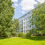 Rent 3 bedroom apartment of 63 m² in Berlin