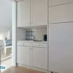 Affitto 3 camera appartamento di 65 m² in Milan