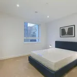 Rent 2 bedroom flat of 77 m² in London