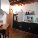 Affitto 3 camera appartamento di 85 m² in Siena