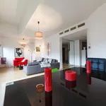 Rent 1 bedroom apartment of 92 m² in Paris