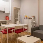 Rent a room of 90 m² in madrid