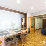 Rent a room of 100 m² in madrid