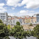 Rent 2 bedroom apartment of 592 m² in Lisbon