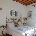 Rent 2 bedroom apartment of 80 m² in Cortona