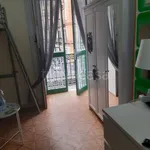 Affitto 1 camera appartamento di 40 m² in Napoli