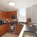 Rent 3 bedroom apartment in Manhattan