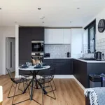 Rent 2 bedroom flat of 797 m² in London