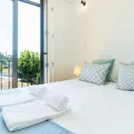 Rent 2 bedroom apartment of 50 m² in Porto