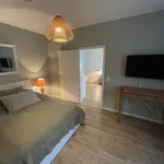 Miete 2 Schlafzimmer wohnung von 35 m² in Düsseldorf