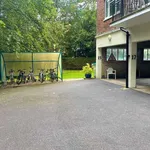 Rent 3 bedroom flat in South West England