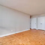 Rent 2 bedroom apartment of 961 m² in Toronto