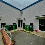 Rent 2 bedroom house in West Yorkshire