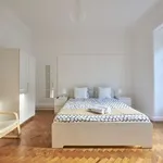 Rent 6 bedroom apartment in lisbon